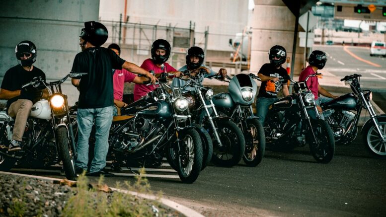 Route 66 en solo ou en groupe guidé : deux voyages très différents